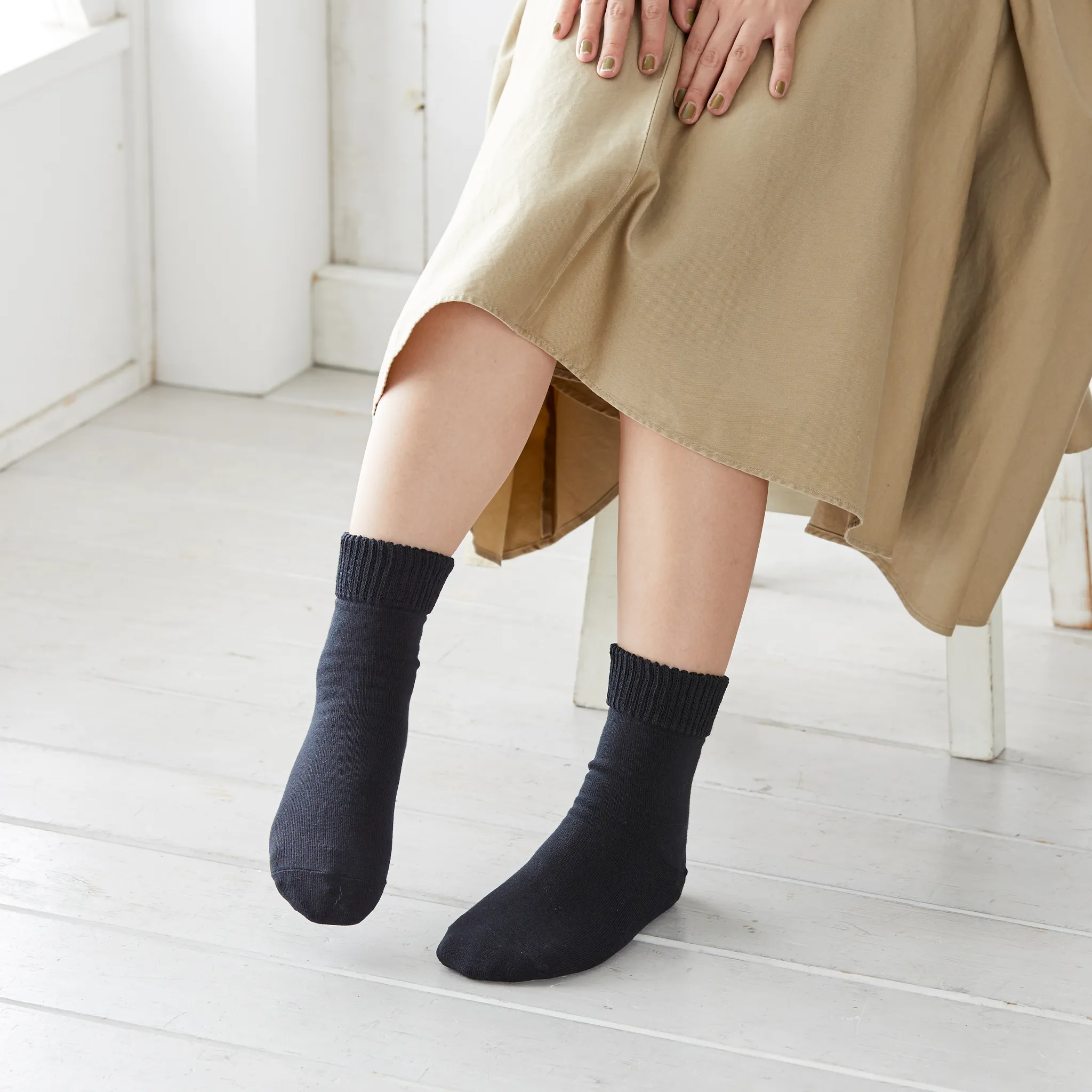 Double-layered wool-blend socks for smooth soles - 720
