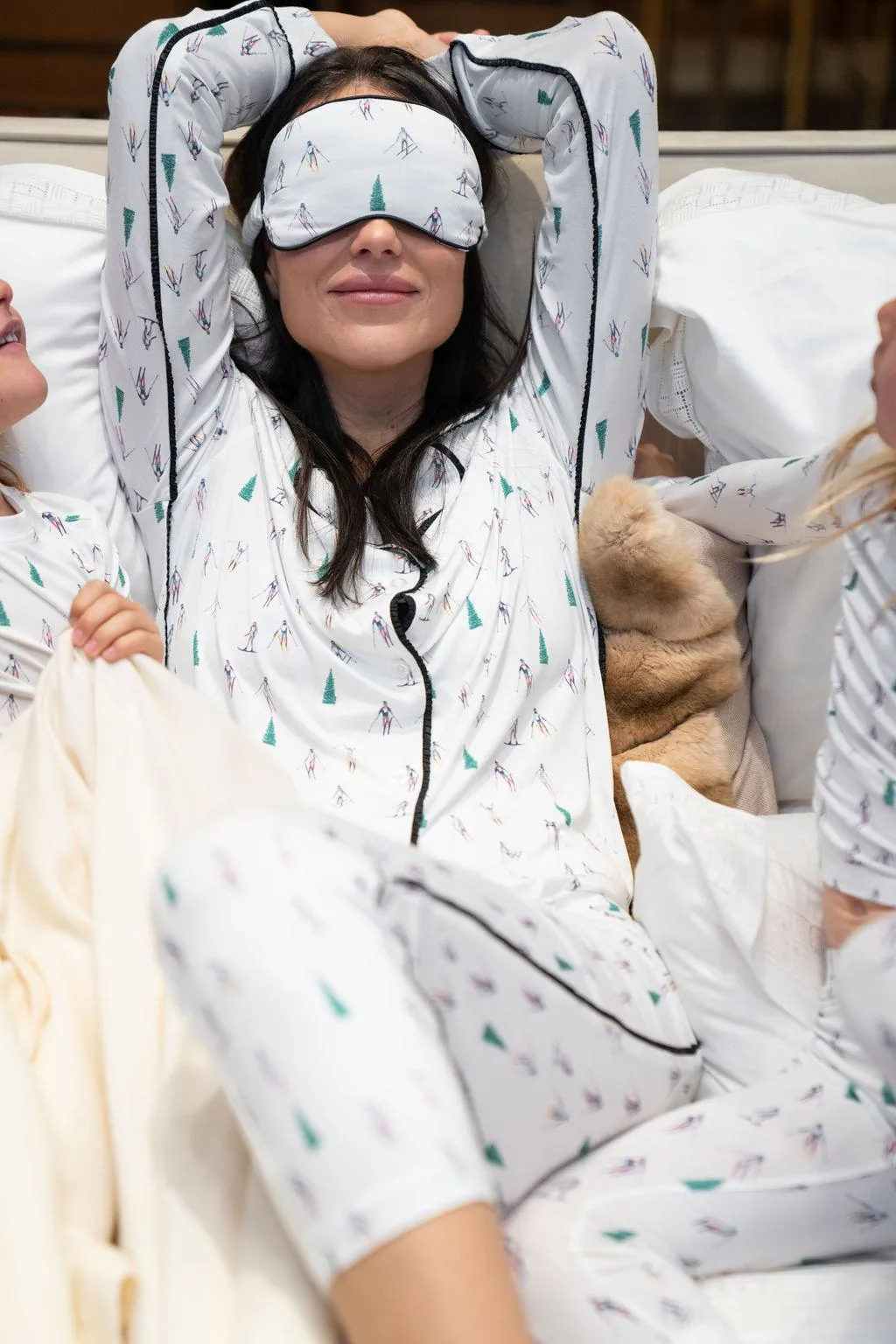 Skier eye mask