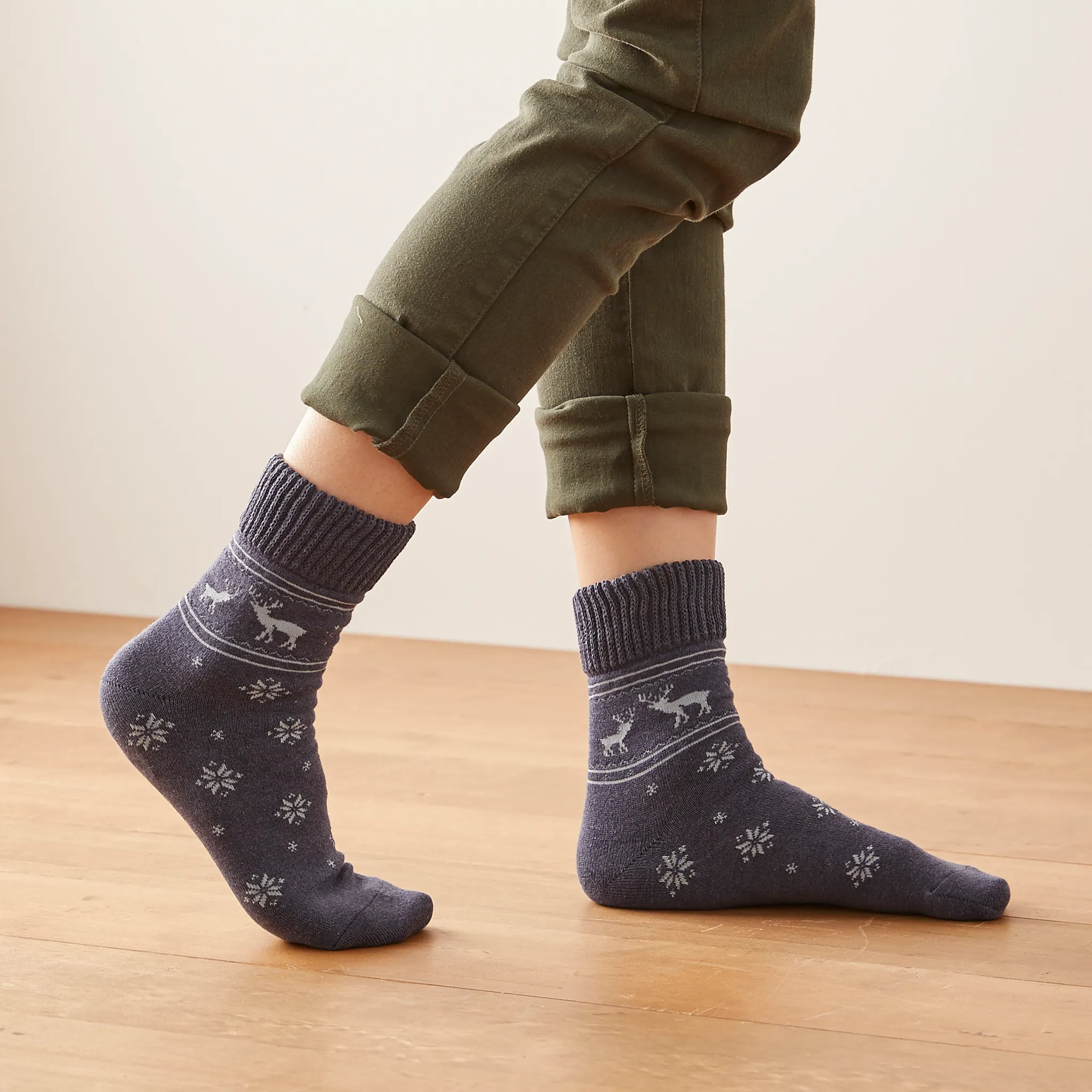Smooth-heel socks double-layer wool blend [Nordic-themed] - 746