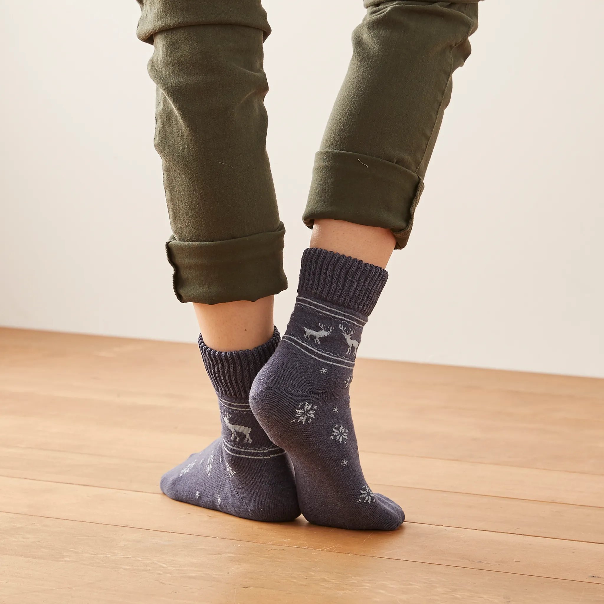 Smooth-heel socks double-layer wool blend [Nordic-themed] - 746
