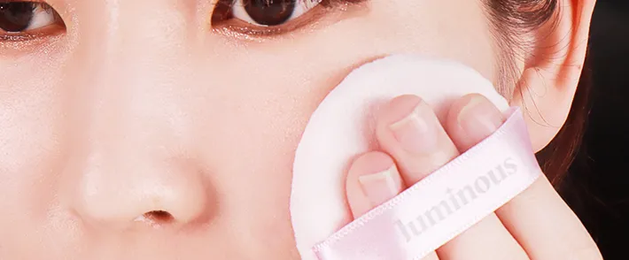 TONYMOLY Luminous Perfume Glow Powder باودر حر مضيء للبشرة